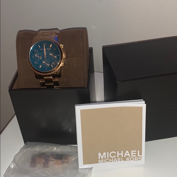 Micheal Kors Rose Gold Watch